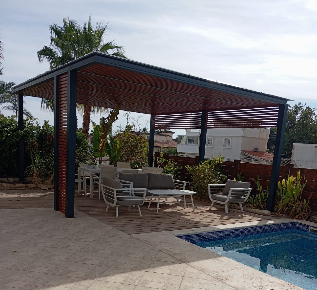 פרגולת אלומיניום דגם הייטק פרימיום