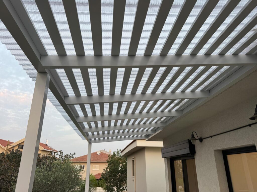 פרגולת אלומיניום