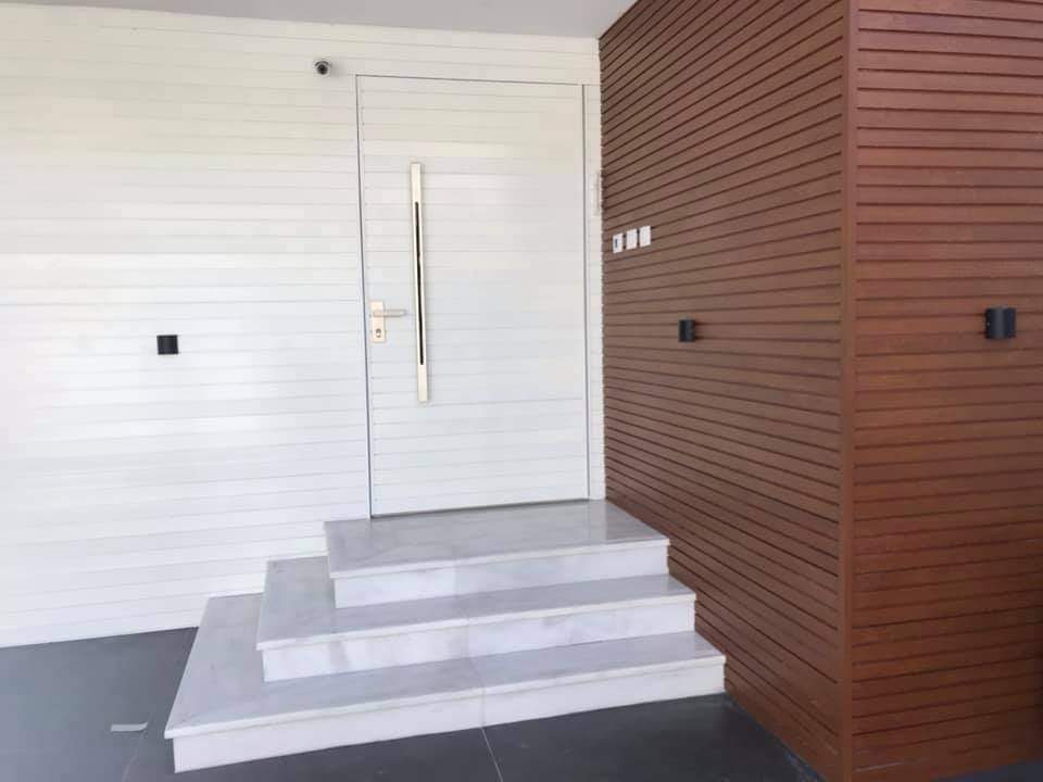 חיפויי קירות אלומיניום בהתאמה אישית