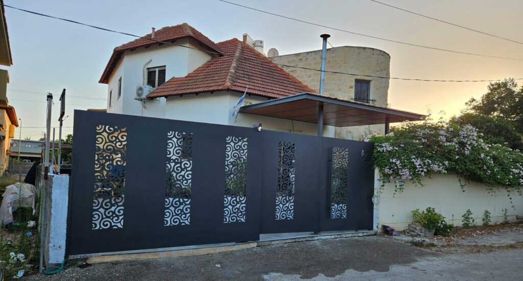 חיתוך בלייזר