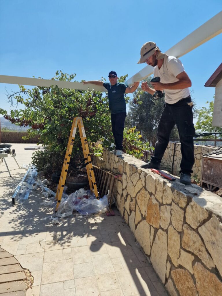 הצוות של מגן בנייה